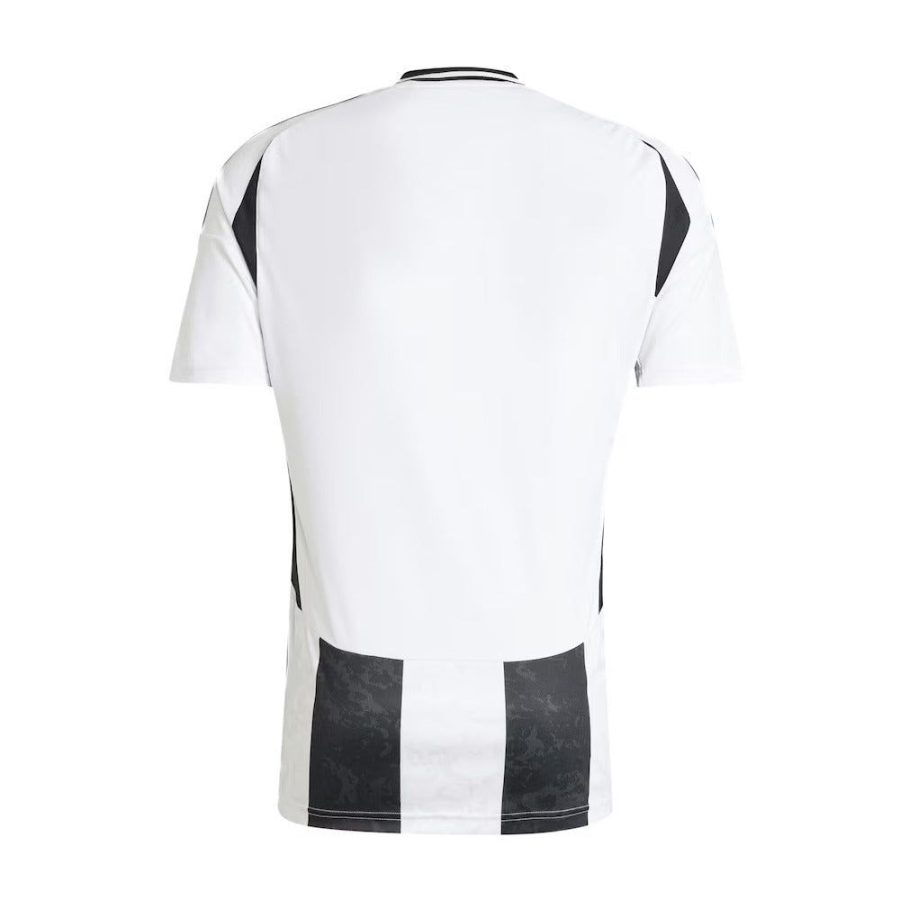maillot-domicile-juventus-saison-2024-2025-blanc-et-noir-tenue-officielle Maillot domicile Juventus saison 2024 2025 blanc et noir tenue officielle