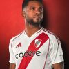 maillot-domicile-river-plate-saison-vingt-vingt-quatre-vingt-vingt-cinq thuisshirt River Plate seizoen twintig vierentwintig twintig vijfentwintig
