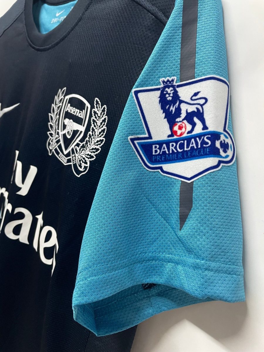 maillot-exterieur-arsenal-fc-saison-deux-mille-onze-deux-mille-douze Uitshirt Arsenal FC seizoen tweeduizend elf tweeduizend twaalf