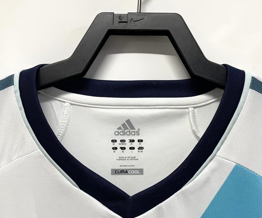 maillot-exterieur-chelsea-saison-deux-mille-douze-deux-mille-treize Uitshirt Chelsea seizoen tweeduizend twaalf tweeduizend dertien