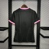 maillot-football-inter-milan-design-pink-snake-rose-pour-supporters-nerazzurri Voetbalshirt Inter Milan pink snake ontwerp roze voor Nerazzurri supporters