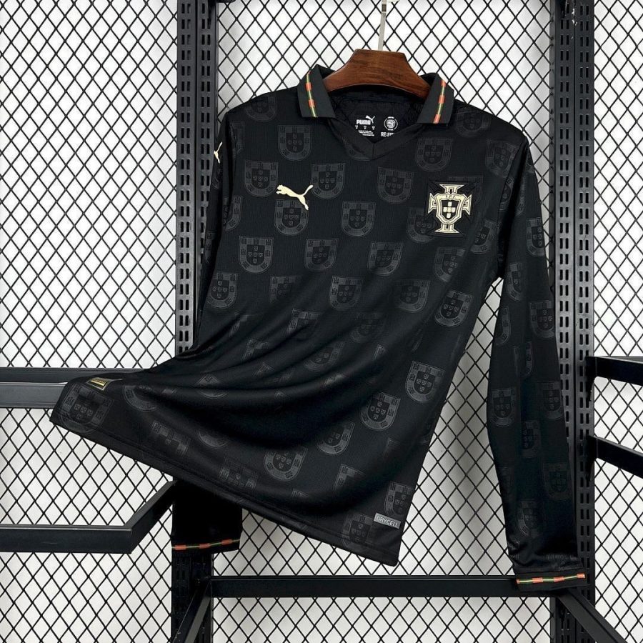 maillot-portugal-edition-speciale-eusebio-manches-longues-20252026 PORTUGEES SHIRT SPECIALE EDITIE EUSÉBIO LANGE MOUWEN 20252026