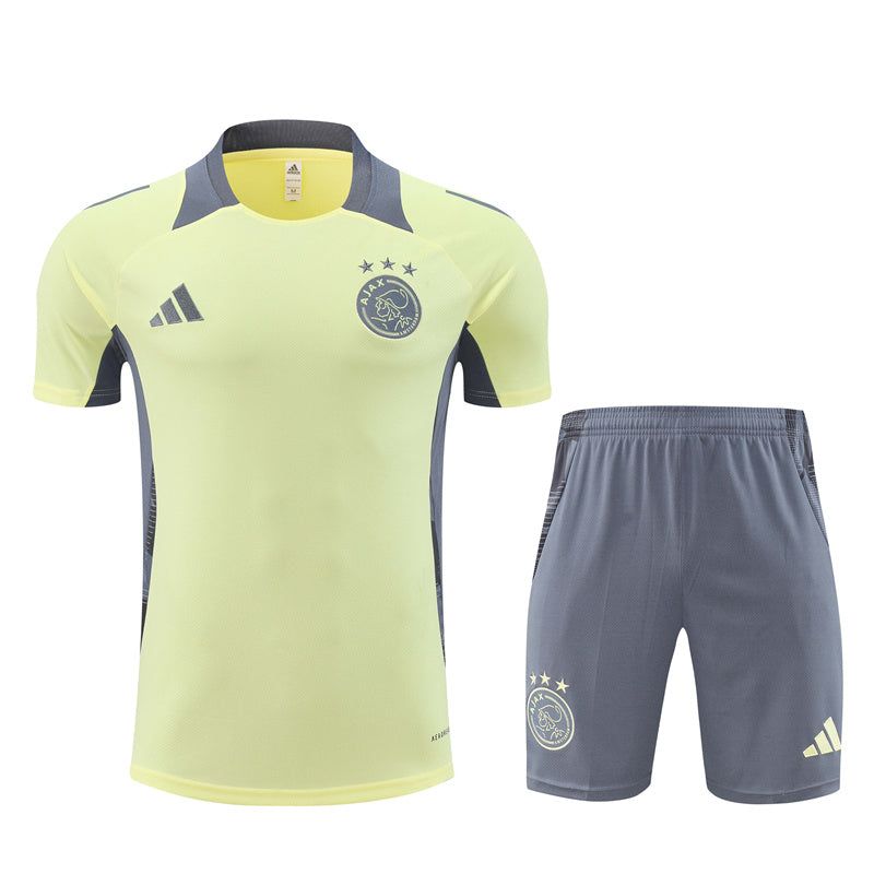 maillot-short-ajax-20242025 AJAX SHIRT + BROEKJE 20242025
