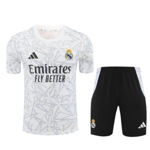SHIRT + BROEK REAL MADRID 20242025