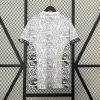 speciaal Real Madrid shirt seizoen 2024 2025 officiële supporterstenue
