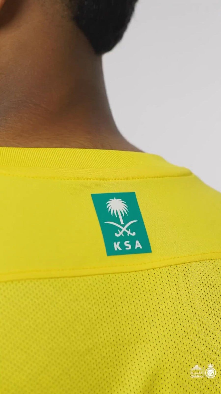 tenue-de-football-al-nassr-fc-maillot-home-2023-2024 Al Nassr FC voetbaltenue thuisshirt 2023 2024