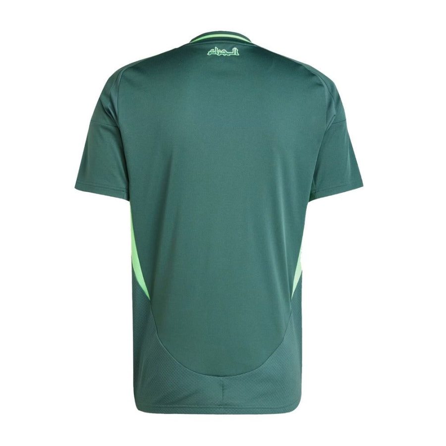 tenue-de-football-algerie-version-exterieure-pour-homme-saison-2024-2025 Tenue de football Algérie version extérieure pour homme saison 2024 2025