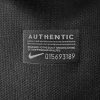tenue-de-football-bresil-noir-avec-ecusson-et-finitions-premium Braziliaans zwart voetbalshirt met logo en premium afwerking