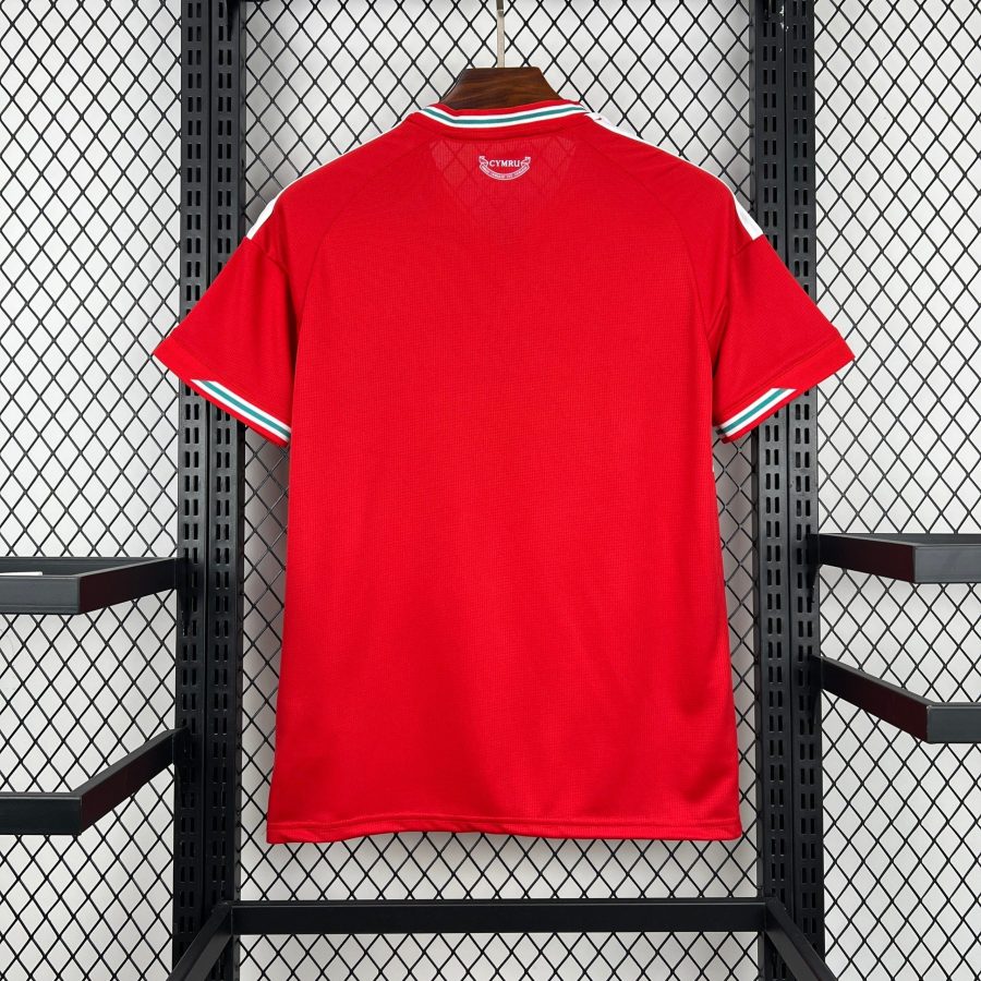 tenue-de-football-galloise-maillot-maison-2026-couleur-rouge Welsh voetbaltenue thuisshirt 2026 kleur rood