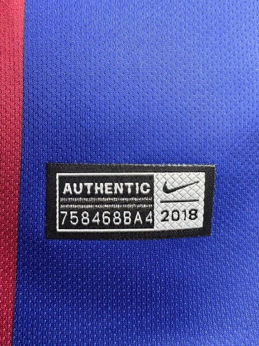tenue-de-match-fc-barcelone-domicile-style-blaugrana Wedstrijdtenue FC Barcelona thuisshirt Blaugrana stijl