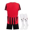 tenue-enfant-ac-milan-maillot-domicile-saison-2024-2025 tenue enfant AC Milan maillot domicile saison 2024 2025