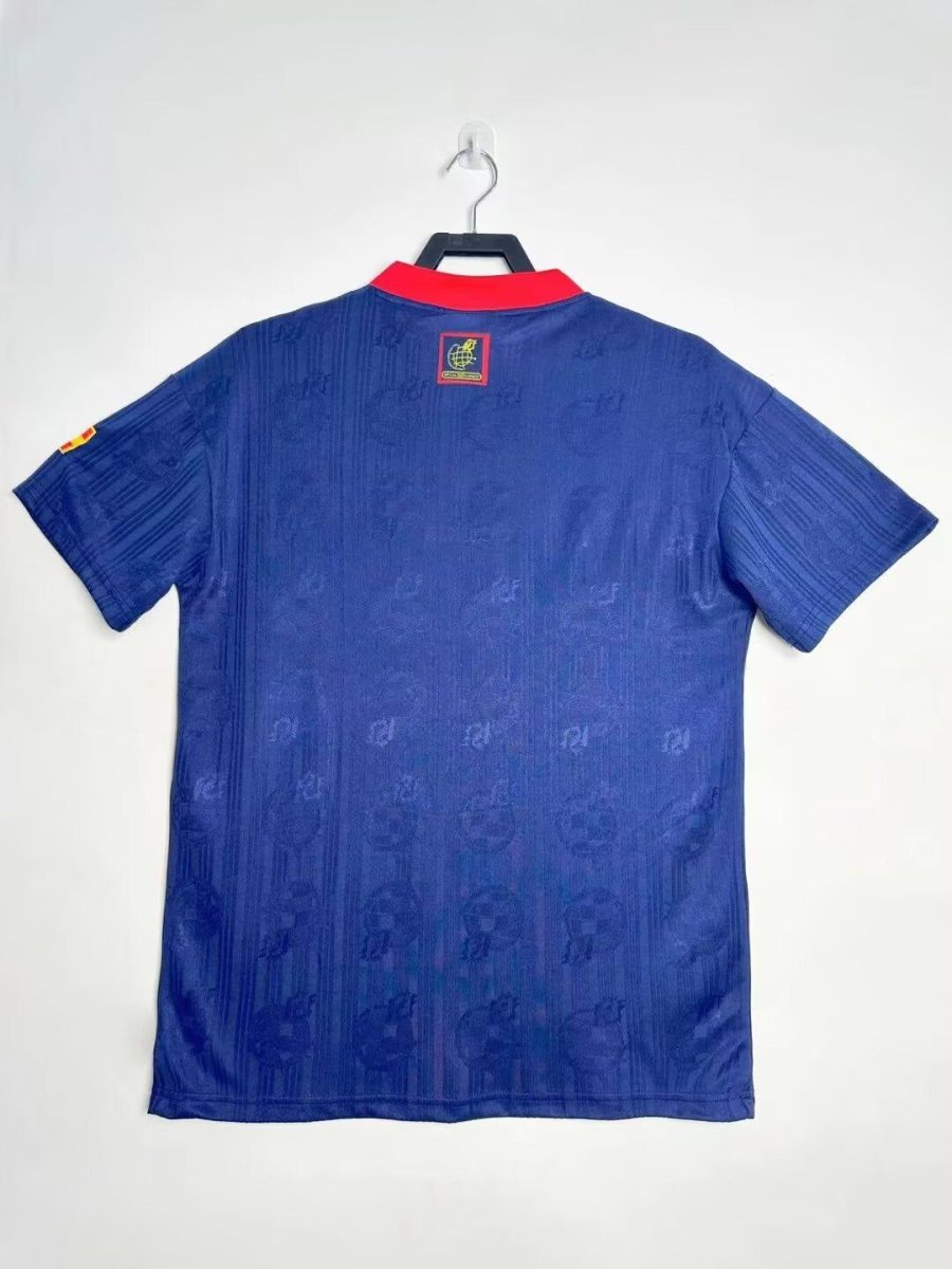 tenue-football-espagne-exterieur-style-annees-quatre-vingt-dix voetbaltenue Spanje uitshirt jaren negentig stijl
