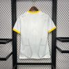 tenue-football-inter-milan-coloris-jaune-design-serpent-exclusif tenue football Inter Milan coloris jaune design serpent exclusif