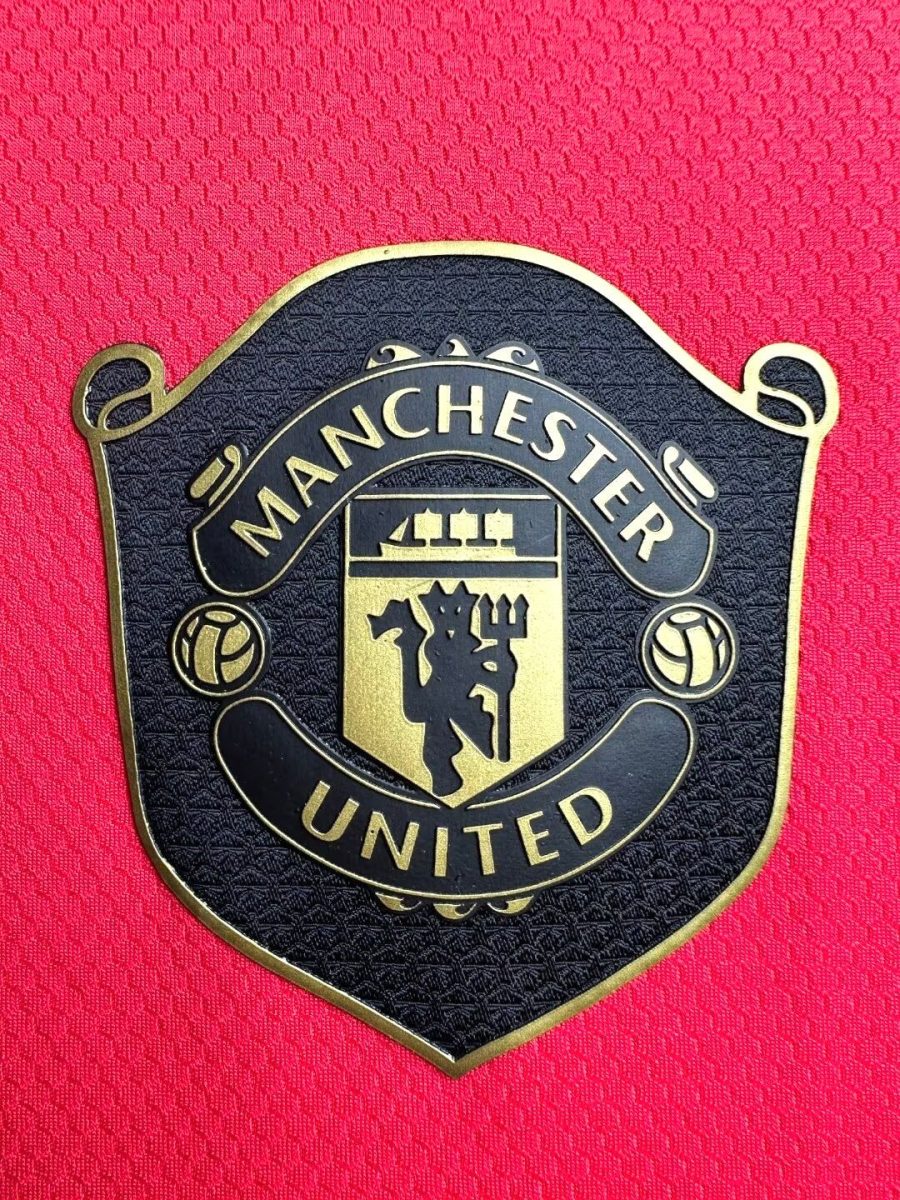 tenue-officielle-manchester-united-a-domicile-rouge-2019-2020 Officieel thuistenue Manchester United rood 2019 2020