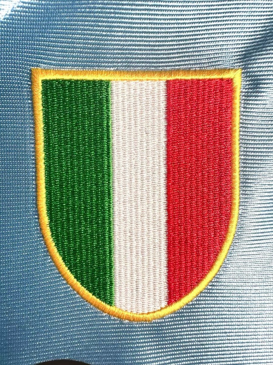 tenue-officielle-napoli-domicile-1990-1991-style-maradona officiële tenue Napoli thuis 1990 1991 Maradona stijl
