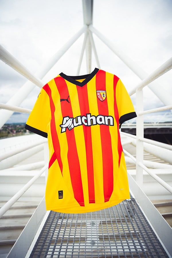 Officieel RC Lens tenue geel en rood shirt voor supporters thuis