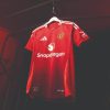 tshirt-officiel-manchester-united-pour-supporter-tenue-domicile-2024-2025 Tshirt officiel Manchester United pour supporter tenue domicile 2024 2025