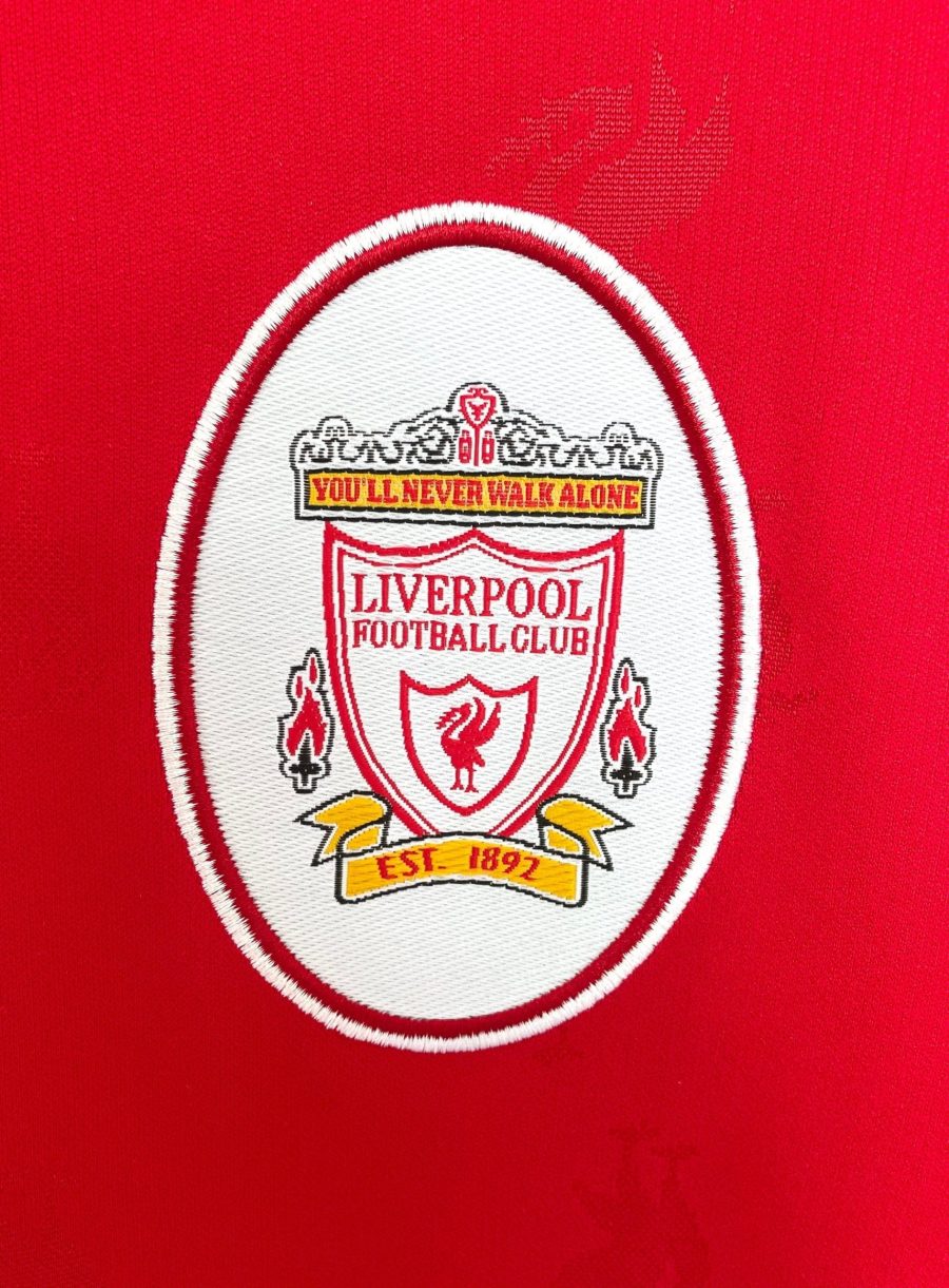 Tunique de football Liverpool rouge manches longues édition rétro années 90