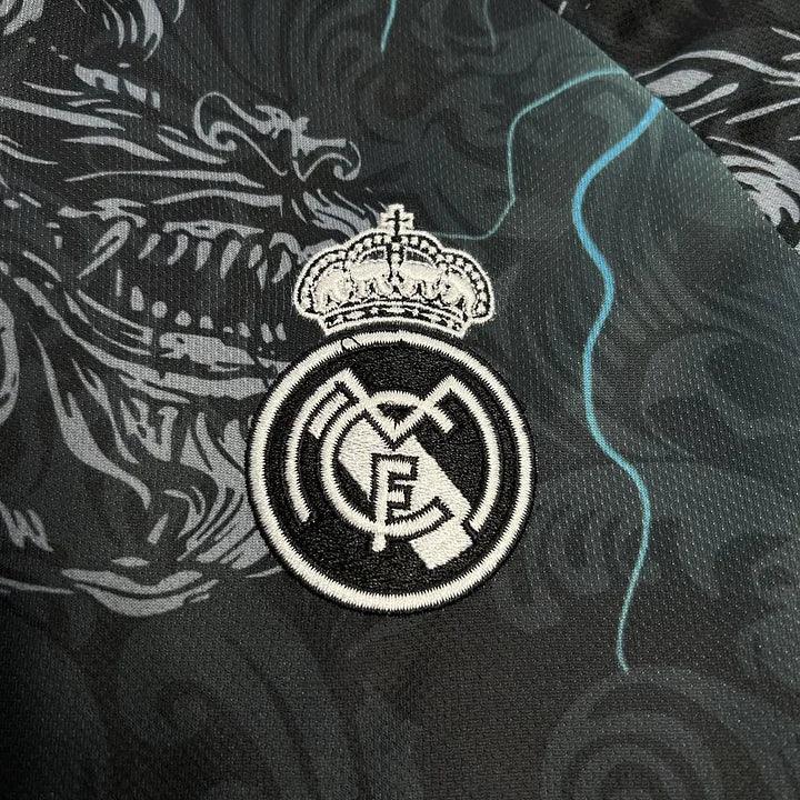 057f46706d49027b161805f032114730.jpg Real Madrid 2024-2025 Concept Streetwear Shirt