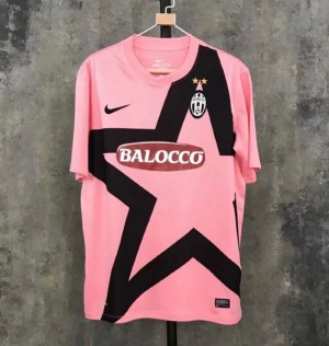 0D15F4AB-1E8A-435B-8C23-2C27585A8D06.jpg Juventus Uitshirt 2011/12
