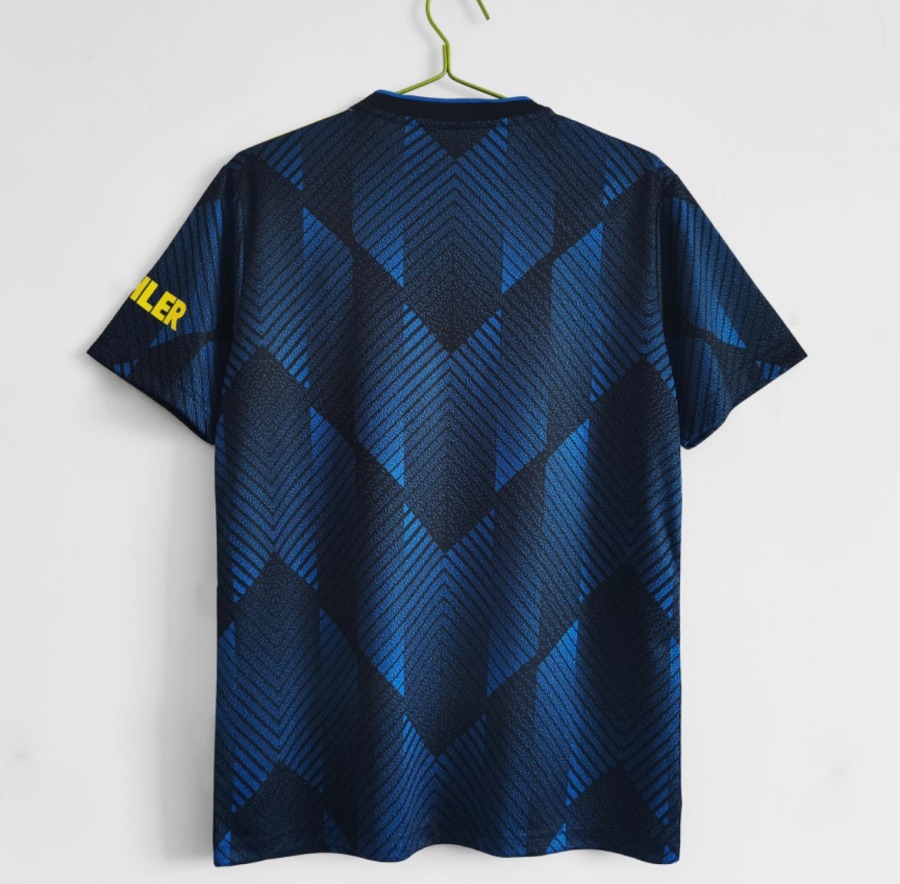 0E754EC1-4420-48D5-BD6D-0CB509021C74.jpg Manchester United Derde Shirt 2021/22