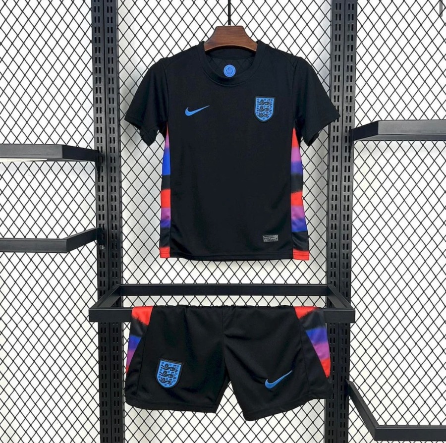 11CFDF5B-A426-4EFC-B15C-139B0BA94552.jpg Kinderen Engeland Thuisshirt 2025