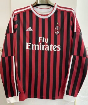 1578FB68-0CA0-4A97-80F0-B51E2F921357.jpg AC Milan Thuisshirt Lange Mouwen 2011/12