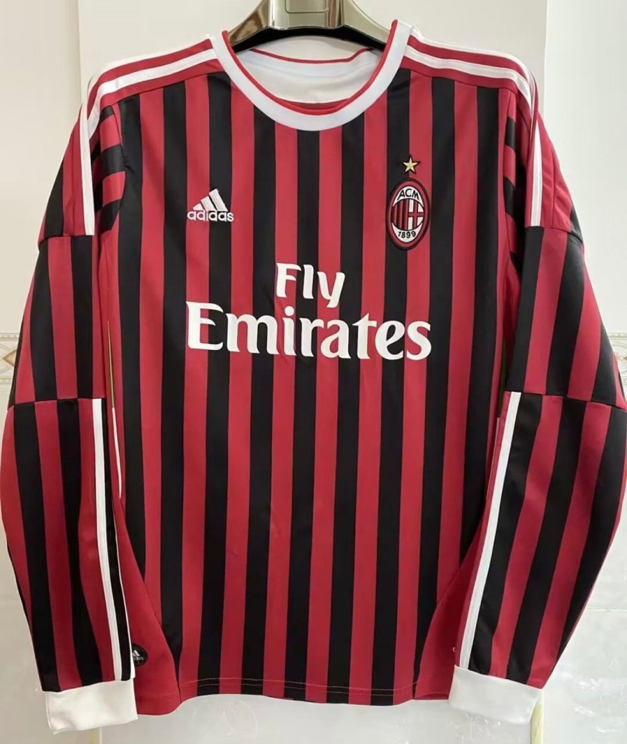 1578FB68-0CA0-4A97-80F0-B51E2F921357.jpg AC Milan Thuisshirt Lange Mouwen 2011/12