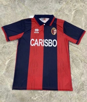 19BCE64E-8492-42DC-BE88-99E2485D5805.jpg Bologne Thuisshirt 1995/96