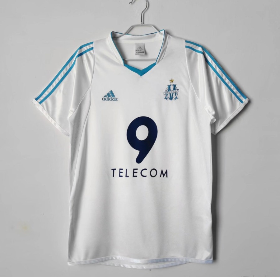 19C4BE3F-B433-4359-8F5B-B262F8E02FF6.jpg Voetbalshirt OM Thuisshirt 2002/03