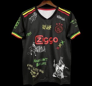 248.jpg Ajax Amsterdam Voetbalshirt 2022-2023 Speciale Editie One Love