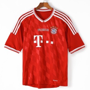 379e2b11f104f1b13a2ed92a7c8e7af0.jpg Bayern Munich Thuisshirt 2013-2014 Retro