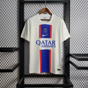 399C5F68-442F-43B3-B8E0-A83D159AF805.jpg PSG Uitshirt 2022/23