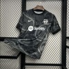 40cf7627c3a2fe79f8c88ba408882ae3.jpg FC Barcelona Zwart Concept Thuisshirt 2024-2025