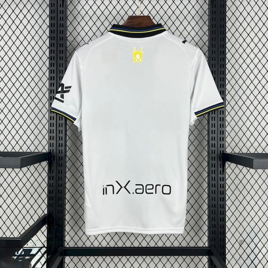 418F3ED1-EC45-4A71-A6EF-1C84EEB1EAA4.jpg Parme Thuisshirt 2025/26