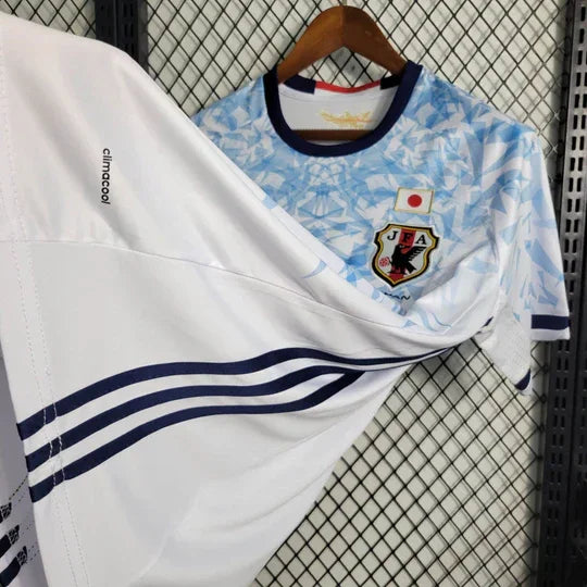 41970E9C5253E22FDFE0E7D945A2E28E_540x_69fcfc4c-3d89-4dec-98d6-763b1b449dd3.jpg Japan Retro shirt 2016 2017