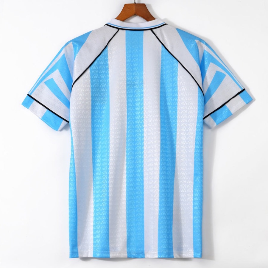 45abce15127f1b2b1f18146a7203326a_0097b4c6-040c-4bd0-a856-8a5bf3f57e13.jpg Argentinië Thuisshirt 1996-1997 Retro