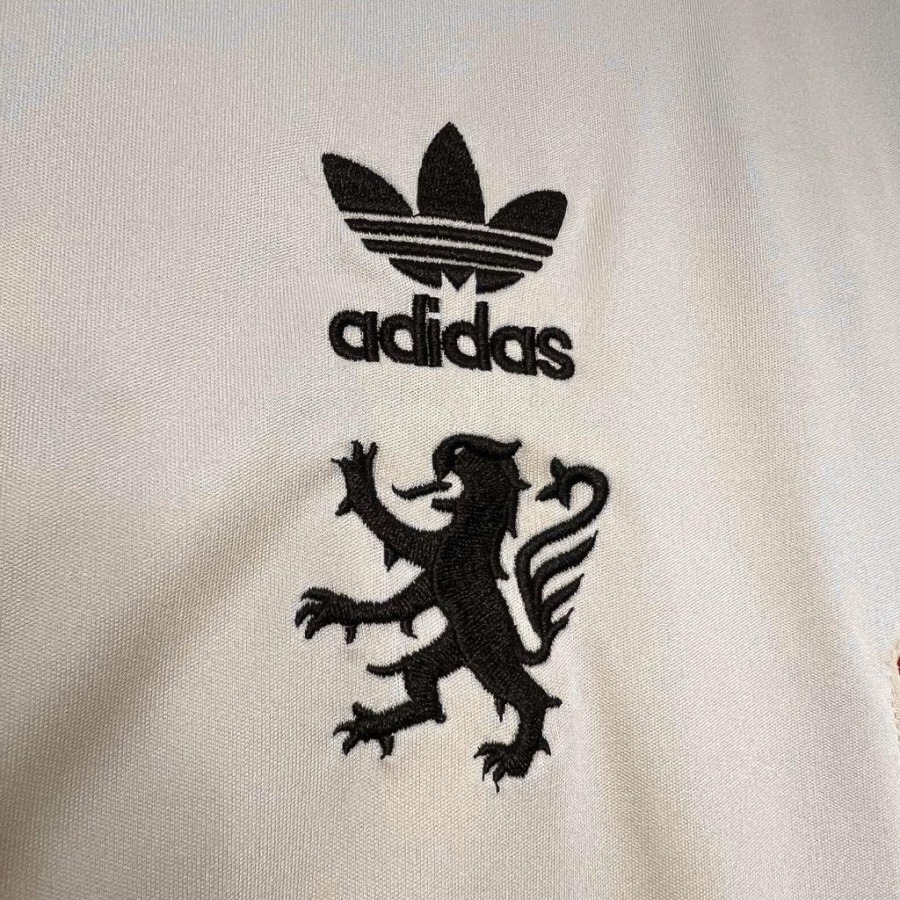 48956585.jpg Lyon Concept 2024-25