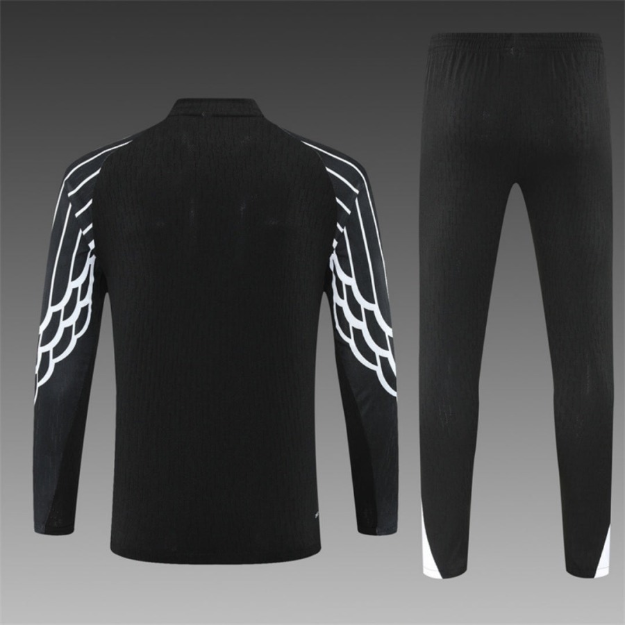 50904895e281b6353288f644aa7b38e8.jpg PSG 25/26 Special Black Voetbalshirt
