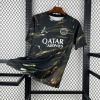561047bf9e5c501fba24b09bdd5fcbf6_37dcaabb-e7be-427c-b52d-b927fc94edd9.jpg PSG Night Edition Stadionshirt 2025/26