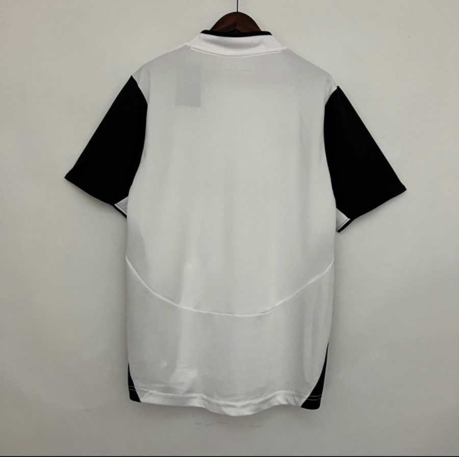 5BFCEBF5-3D0B-46AB-A446-8764A010A2DA.jpg Valencia CF Thuisshirt 2003/04