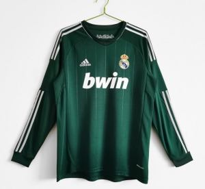 619B293B-A9BD-4E37-BCA9-CA35021A92AF.jpg Real Madrid Derde Shirt 2012/13 Lange Mouwen