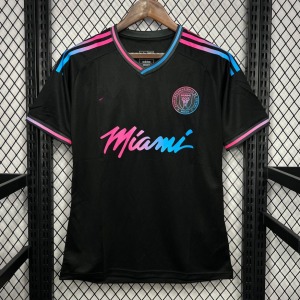 63275dbe025da03b4643bfece005d393.jpg Inter Miami 2025/26 Speciale Zwarte Editie