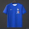 63c16b2799e06c46df2a0631d0df7ec7.jpg Frankrijk 2026 Speciale Editie Jacquemus Blauw Voetbalshirt