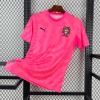 6911a2e0437caa24bdbe94f62f842fff_9d47caa4-d05f-4777-b047-f75e42988605.jpg Portugal Thuisshirt 2025-2026 Roze Speciale Editie