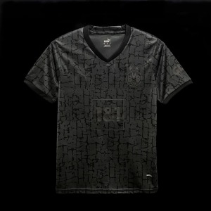 6BFA3B07-0DA5-412E-8907-64F0D06BBB77.jpg Voetbalshirt Dortmund 2023-2024 Speciale Editie Zwart
