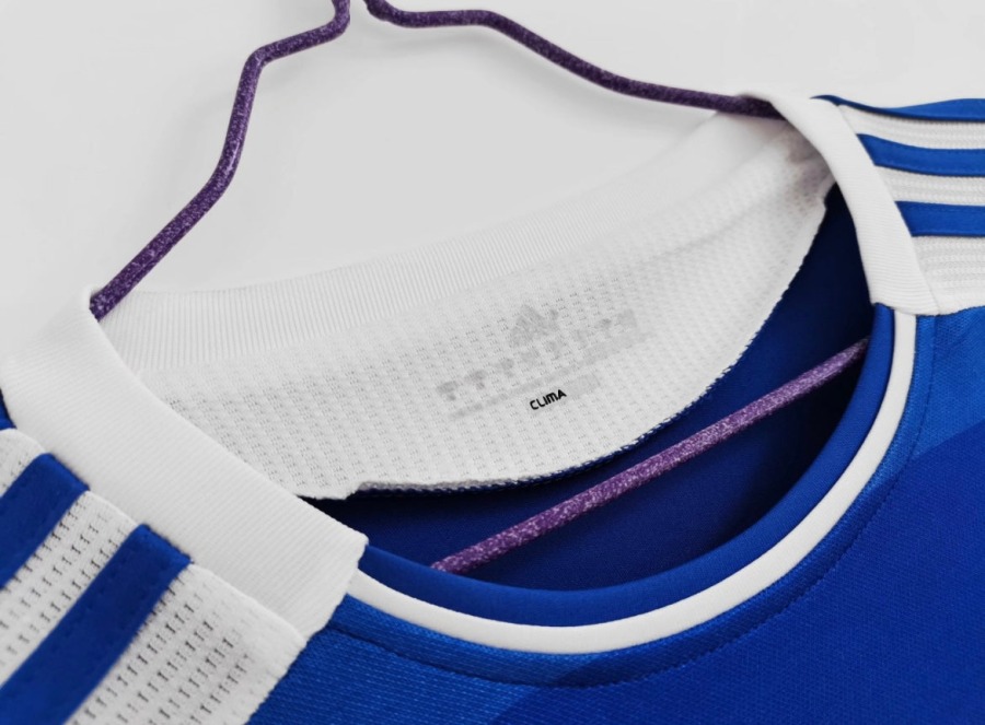 6E0A6411-1D0C-465E-B5F1-B8C20B8A7281.jpg Chelsea Thuisshirt 2011/12