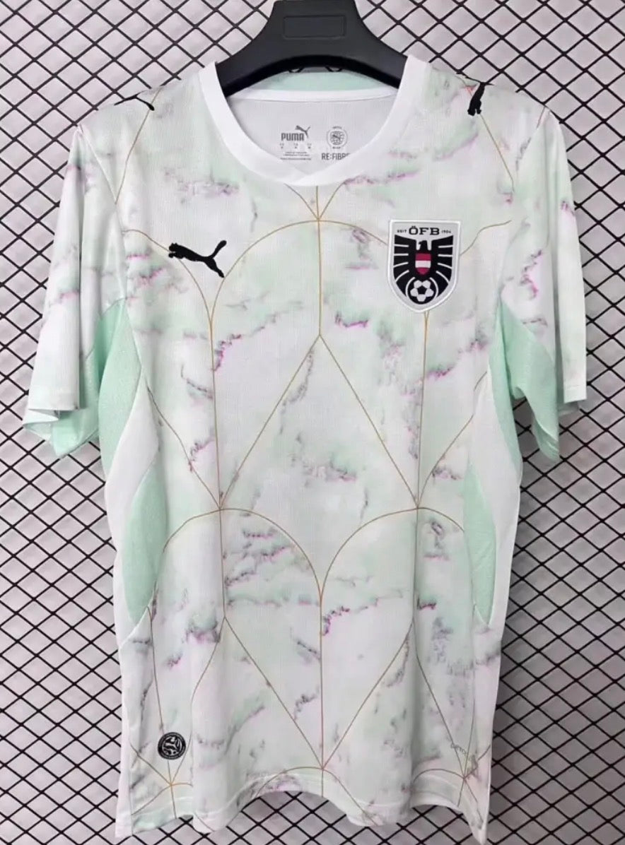 6FA63732-9562-45F7-8AC7-F4B6F357644C.jpg Oostenrijk Uitshirt 2026