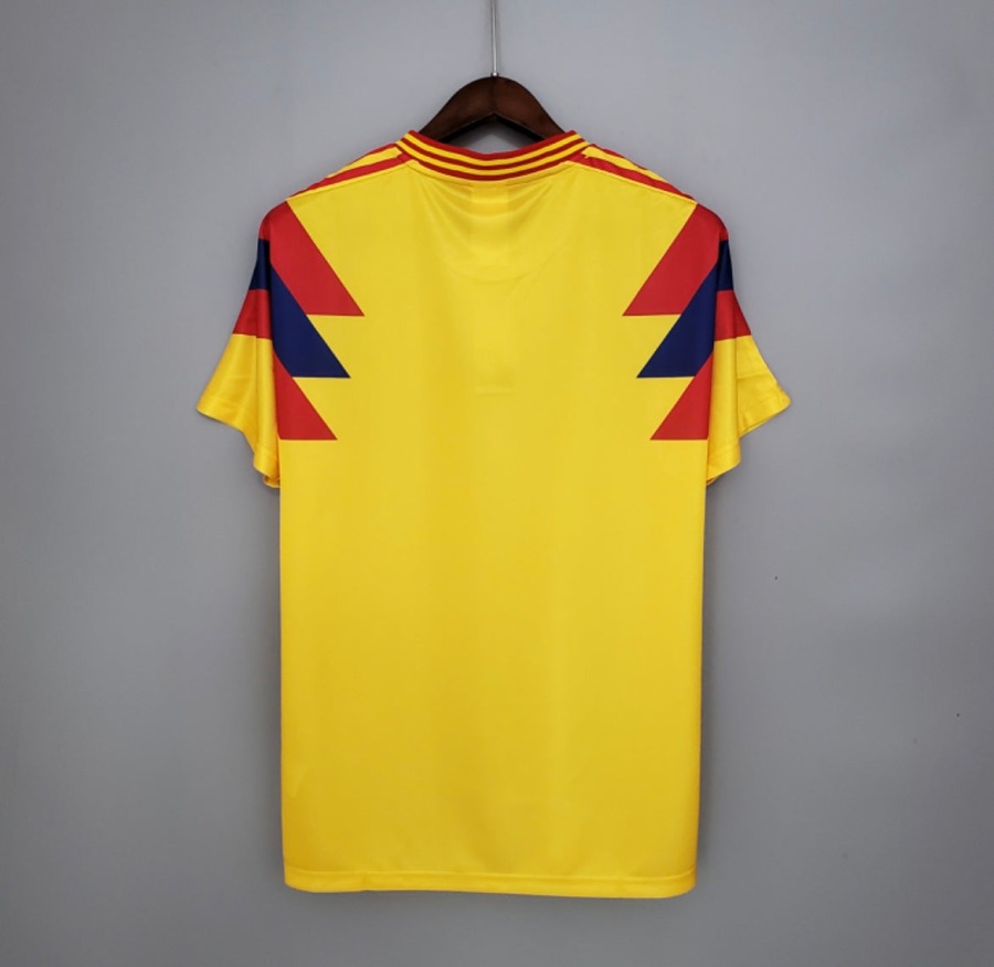 6FADD622-A1D3-432B-9A7C-E46D20AE2079.jpg Voetbalshirt Colombia Thuisshirt 1990