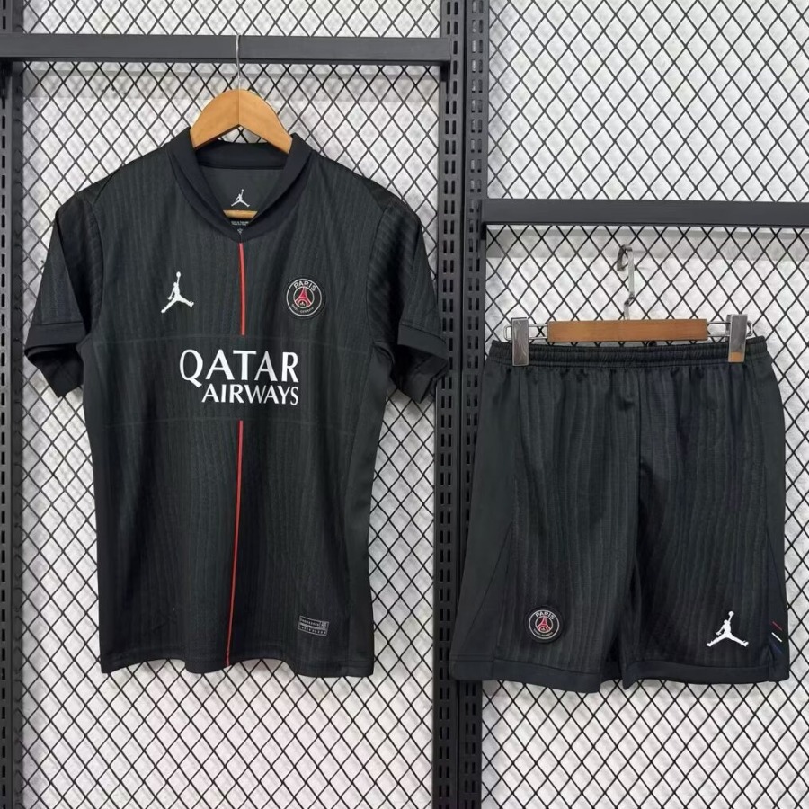 6ea4c9e921bacd15d5f6e9cf1639b4e3_104744bb-36c3-43f5-aea4-740fd8ff32ef.jpg PSG Vierde Shirt 2025/26 Volwassenen